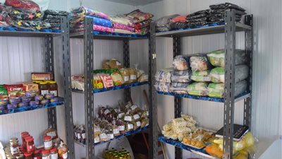 افتتاح معرض ومنفذ لمنتجات صغار المزارعين بالمنيا (صور)