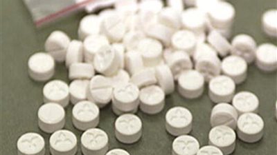 حبس مالك صيدلية لحيازته 3 آلاف قرص مخدر ببولاق الدكرور