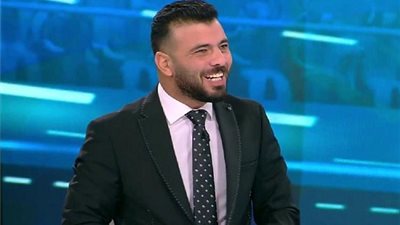 تعليق ناري من عماد متعب على جهاز المنتخب 