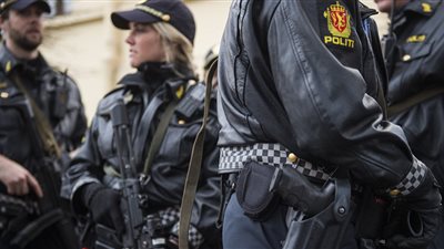 شرطة النرويج تستخدم الغاز المسيل للدموع لتفريق اشتباك بين الأكراد والأتراك بأوسلو