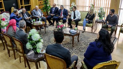 توقيع بروتوكول تعاون بين جامعة المنصورة ونقابة الفنانين