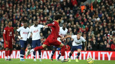 إصابة محمد صلاح.. تثير مخاوف كلوب والأشعة تحدد مدة غيابه