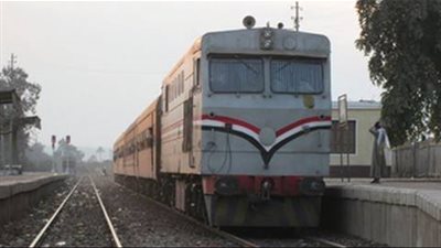 انفصال الرأس عن الجسم.. ننشر التقرير الطبي في حادث إجبار كمسري لبائع بإلقاء نفسه من القطار 