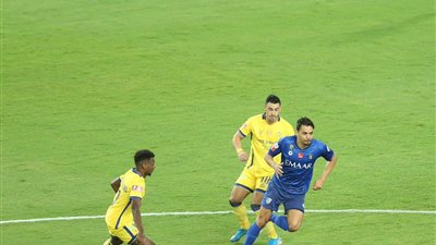 الإعلام السعودي يطالب بإعادة مباراة الهلال ضد النصر