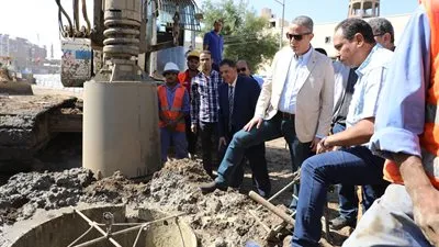 محافظ سوهاج يتفقد بدء المرحلة الأولى لإنشاء كوبري الثقافة  