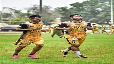 لاعب الأهلي السابق 