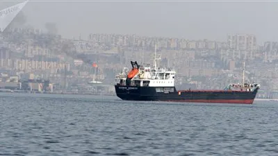 قتيل و 3 جرحى في انفجار على متن سفينة تابعة لشركة نفط بأذربيجان