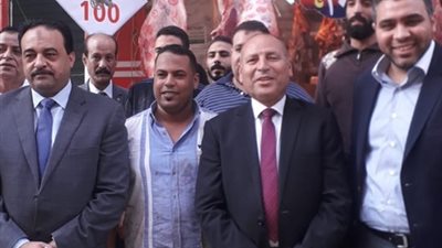 نائب محافظ القاهرة يتفقد مبادرة 