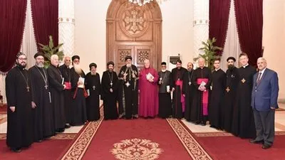 تفاصيل لقاء البابا تواضروس مع أعضاء لجنة الحوار بين 