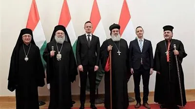 البطريرك يوسف العبسيّ يلتقي وزير الخارجية الهنغاري