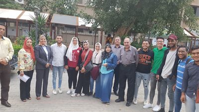 إقبال الطلاب في اليوم الأول لانتخابات اتحاد الطلاب بتربية عين شمس (صور)