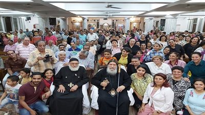 الأنبا شاروبيم يلتقي أبناء المدرسين والموجهين في كنيسة العذراء بقنا 