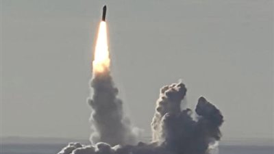 غواصة روسية جديدة تختبر صاروخ عابر للقارات لأول مرة