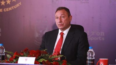 في عيد ميلاده الـ65.. 