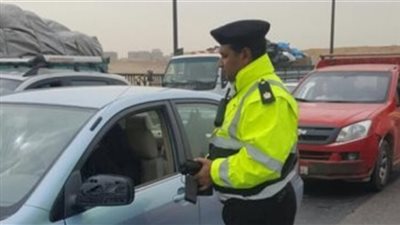 تفاصيل جديدة عن الملصق الإلكتروني للمركبات (فيديو)