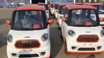 العربيه الجديده.. ما هي الطرق المسموح بسير السيارة الكهربائية فيها ؟