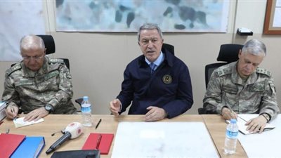 وزير الدفاع التركي: العملية العسكرية في سوريا لم تنته رسميًا.. وقواتنا علي أهبة الاستعداد