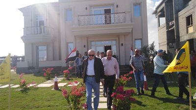    المجتمعات العمرانية تجتمع بشركات المقاولات المنفذة لمشروعات مدينتى المنصورة ودمياط 