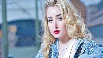 هنا الزاهد تخطف الأنظار بإطلالة شتوية عبر 