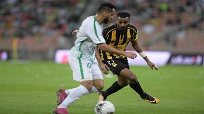 زياد الصحفي يشعل ملعب الجوهرة ويقرب الاتحاد من التعادل أمام الأهلي (فيديو)