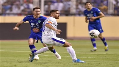 مباراة مجنونة.. أهداف الهلال والفتح اليوم في الدوري السعودي (فيديو)