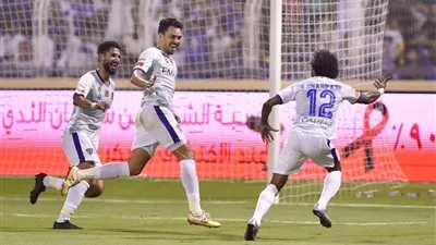 الهلال يتعثر أمام الفتح في الدوري السعودي للمحترفين