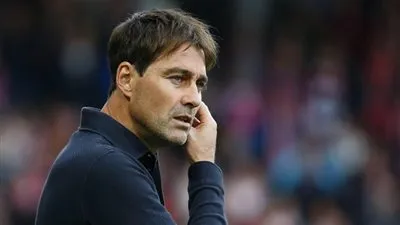 قرار مفاجئ من فايلر بشأن صفقة الأهلي المحتملة