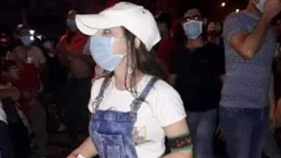 مقتل أول متظاهرة في العراق