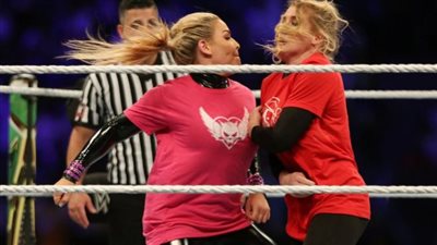 تفاصيل استضافة السعودية للمصارعة النسائية