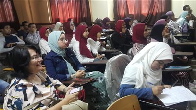 50 صورة تسجل نجاح منتدى كلية أثار الأقصر الأول 