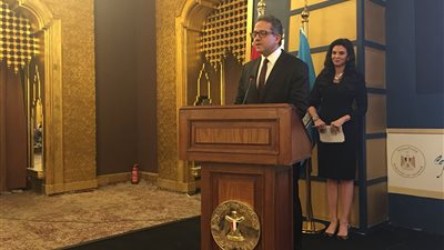 أمام 600 عالم.. العناني يعلن عن إطلاق 