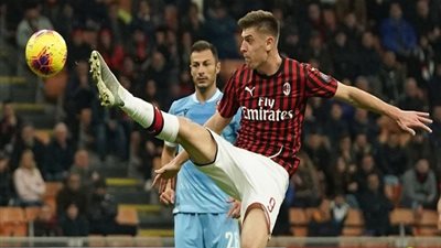 لاتسيو يُسقط ميلان بثنائية في الدوري الإيطالي