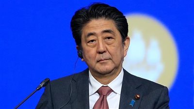 حريق بطائرة رئيس الوزراء الياباني وهي في طريقها إلى تايلاند