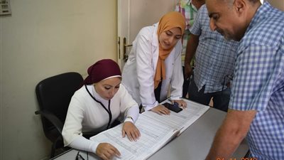 نائب محافظ البحر الأحمر تتابع مبادرة الرئيس للكشف عن ضعف السمع لحديثى الولادة