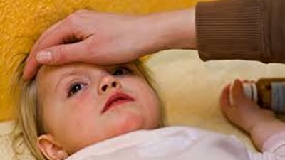 طرق بسيطة لعلاج نزلات البرد لدى الأطفال الرضع بدون أدوية