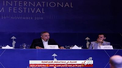 محمد حفظي: إدارة مهرجان القاهرة السينمائي أجمعت على تكريم منة شلبي