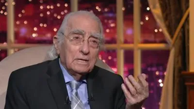 مراد وهبة عن وصف أوائل الثانوية بالأذكياء: كل ده وهم (فيديو)