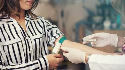 فحص الدم يكشف سرطان الثدي قبل ظهوره بـ5 سنوات