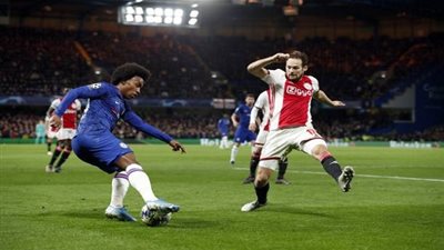 تشيلسي يتعادل مع اياكس في مباراة مثيرة بدوري الأبطال