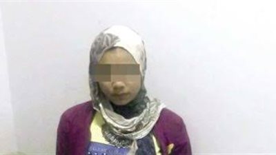 عاجل.. فتاة العياط تغادر مركز الشرطة بعد إنهاء إجراءات إخلاء سبيلها