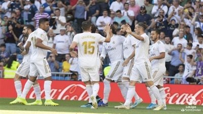 ريال مدريد يخطط لخطف جوهرة دورتموند من مانشستر يونايتد