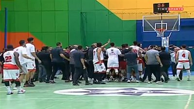 اتحاد السلة: لاعب الأهلي لم يخطئ أمام الزمالك.. وننتظر تقرير حكم اللقاء