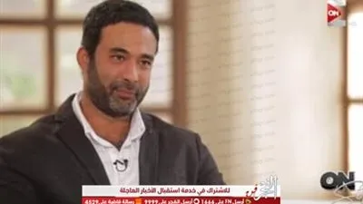 عاجل.. بدء توافد الفنانين على مسجد مصطفى محمود لتشييع جنازة هيثم احمد زكي