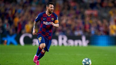 ميسي يدفع برشلونة نحو الصفقة المُستحيلة