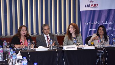 المعهد القومى يعقد حلقة نقاشية بعنوان 