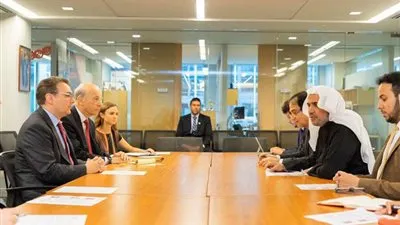 أمين رابطة العالم الإسلامي يلتقي مع مستشار البيت الأبيض بنيويورك