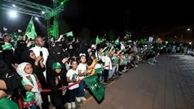 السعوديون ينفقون النسبة الأكبر من أموالهم على الطعام والشراب 