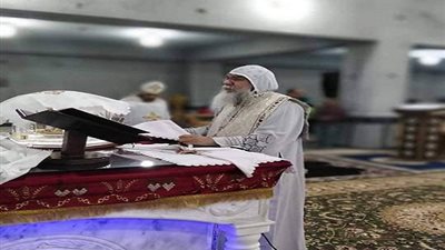 أسقف المنيا يترأس القداس الإلهي بكنيسة مارجرجس بالمجيدي (صور)