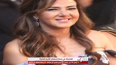 دنيا سمير غانم تلبي أمنية طفلة بعد تعرضها لحادث أليم (صور)