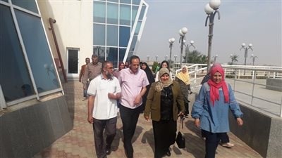 السكرتير العام يتفقد مركز السويس الاستكشافي وتطوير حدائق الكورنيش القديم (صور)